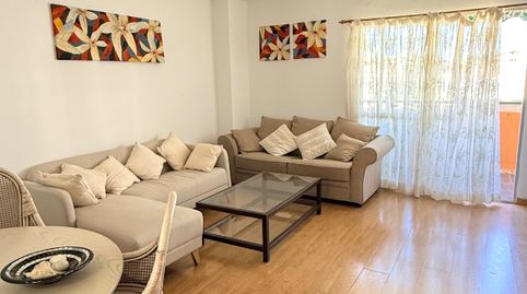 Foto 2 de Piso en venta en Avenida Benalmádena, El Pinillo, Torremolinos