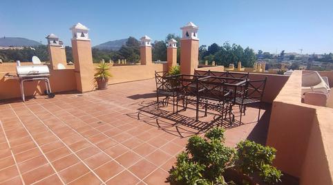 Foto 3 de Ático de alquiler en Nueva Atalaya, Estepona