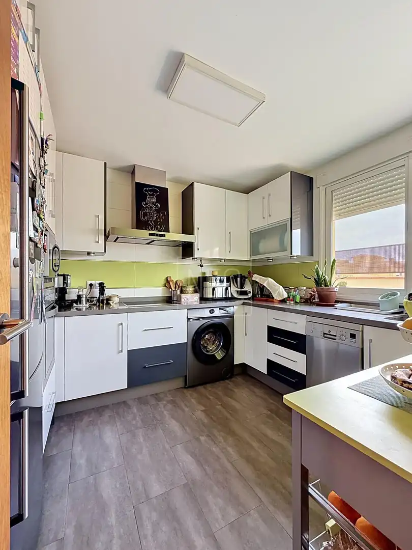 Cocina de Ático en venta en Las Gabias con Aire acondicionado, Calefacción y Terraza