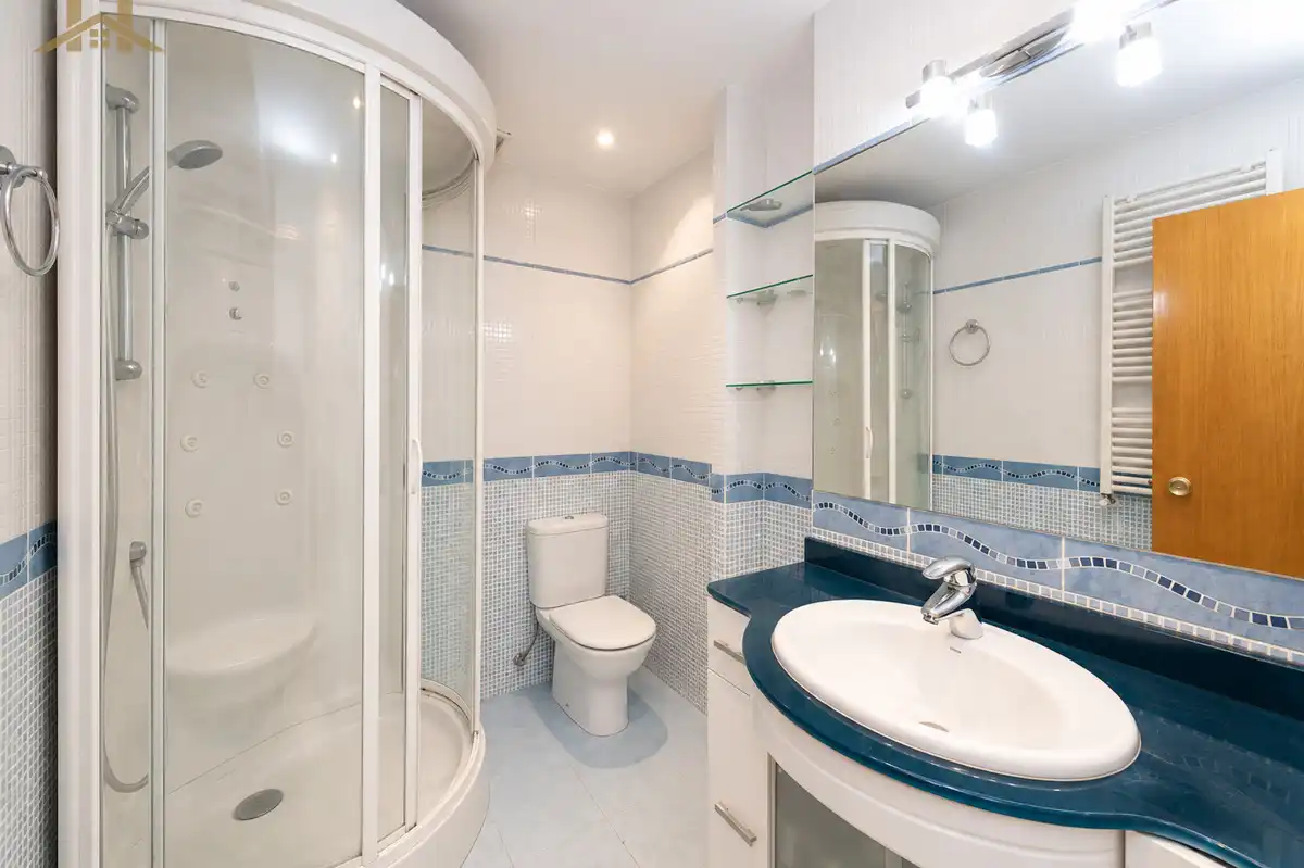 Baño de Casa o chalet en venta en Madrid con Aire acondicionado, Calefacción y Horno