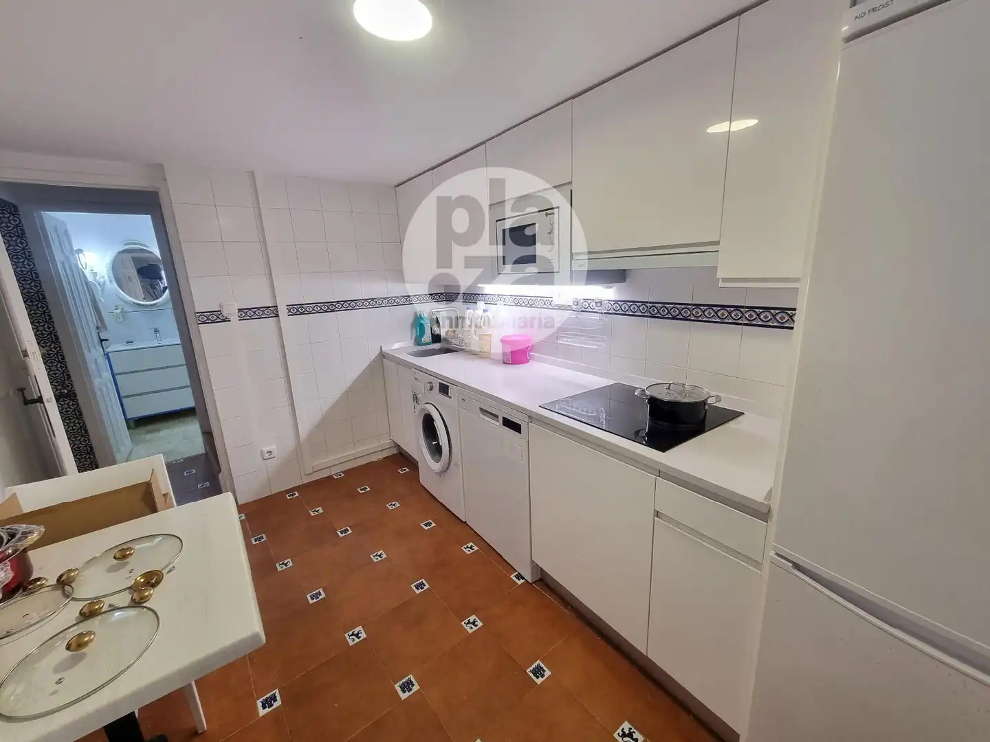 Cuina de Casa o xalet de lloguer en Burgos amb Calefacció, Traster i Moblat