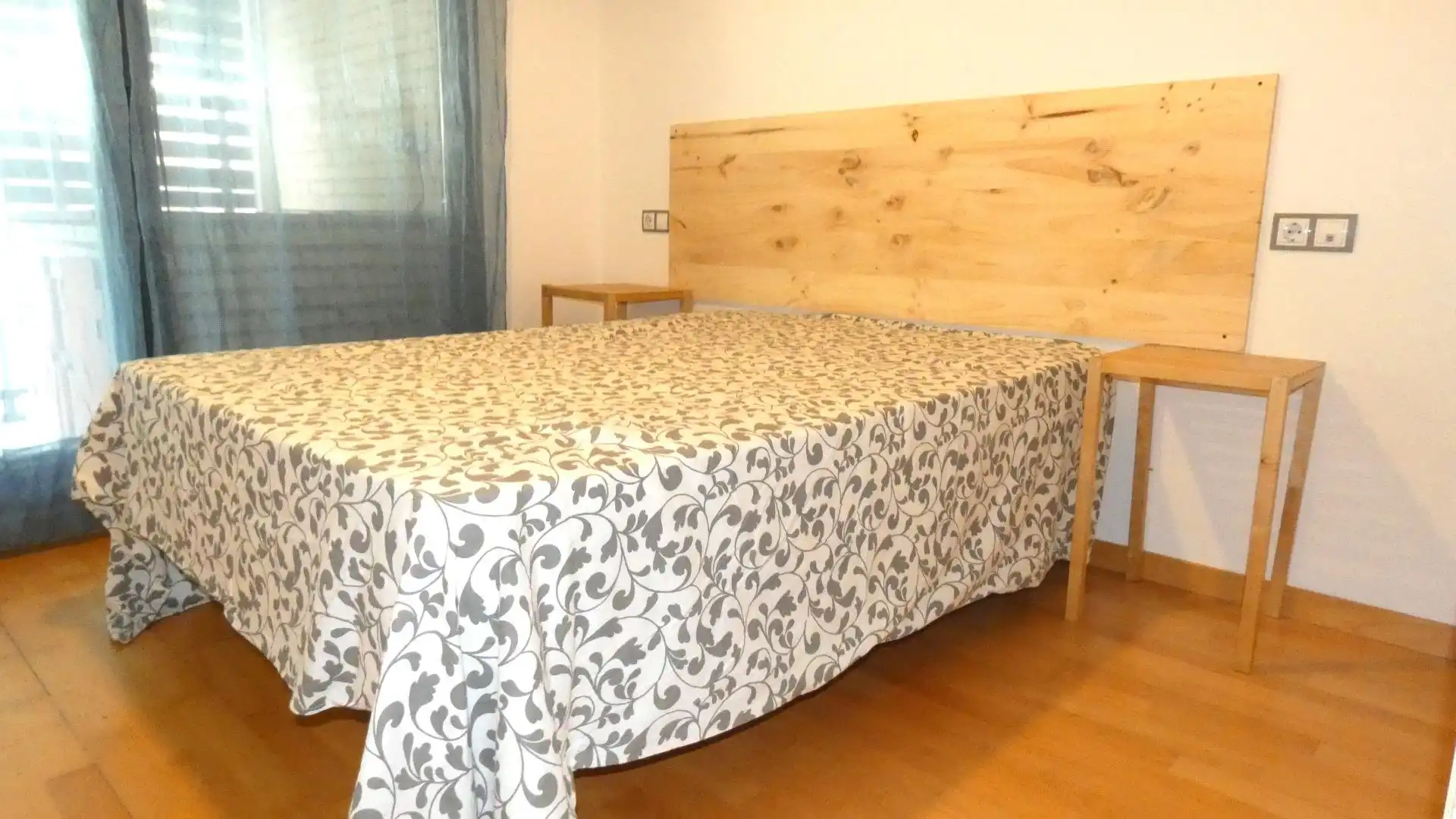 Habitación de Apartamento en venta en Alagón con Calefacción, Jardín privado y Parquet