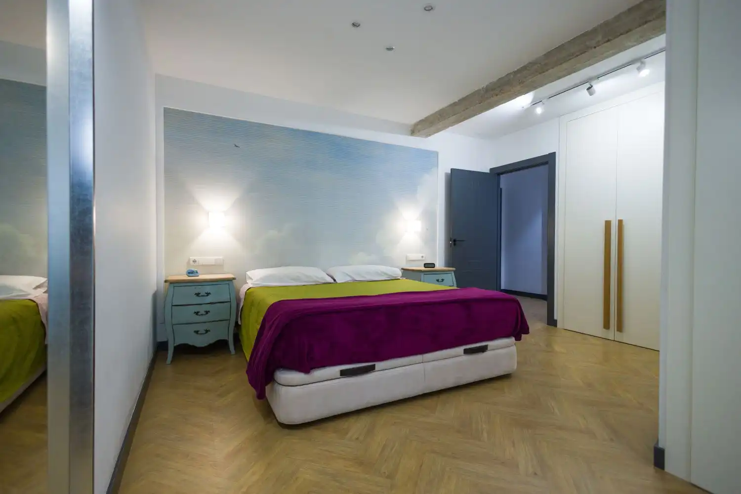 Flat for sale in OCTAVIO CUARTERO, Centro