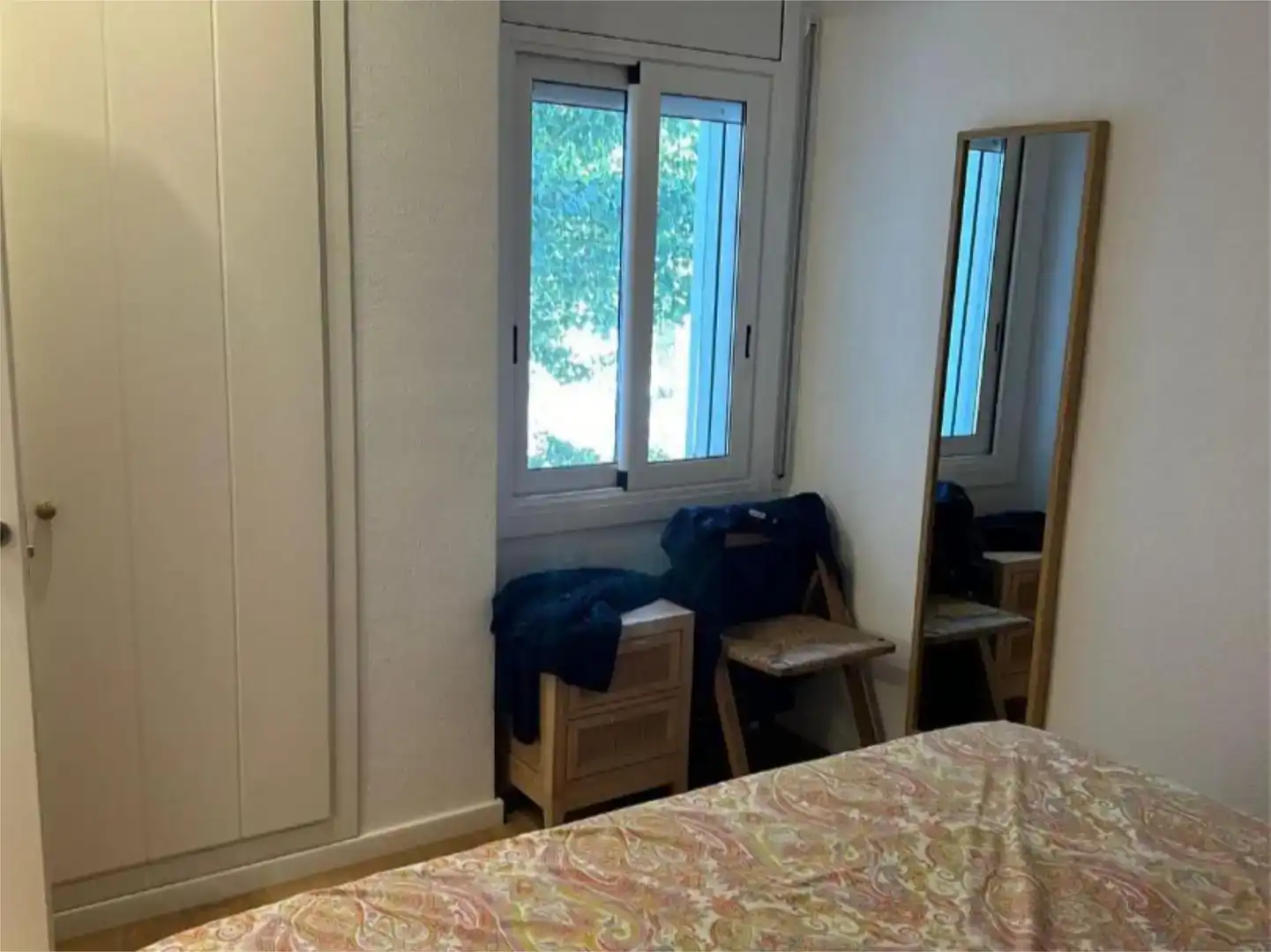 Dormitori de Apartament en venda en Cadaqués amb Aire condicionat i Balcó