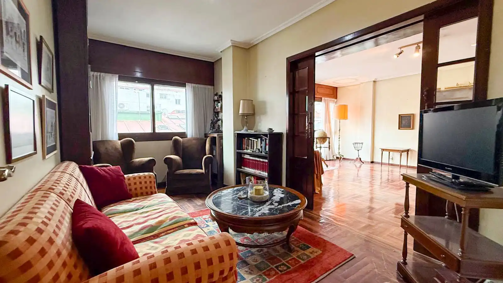 Sala de estar de Piso en venta en Vigo  con Calefacción, Horno y Lavadora