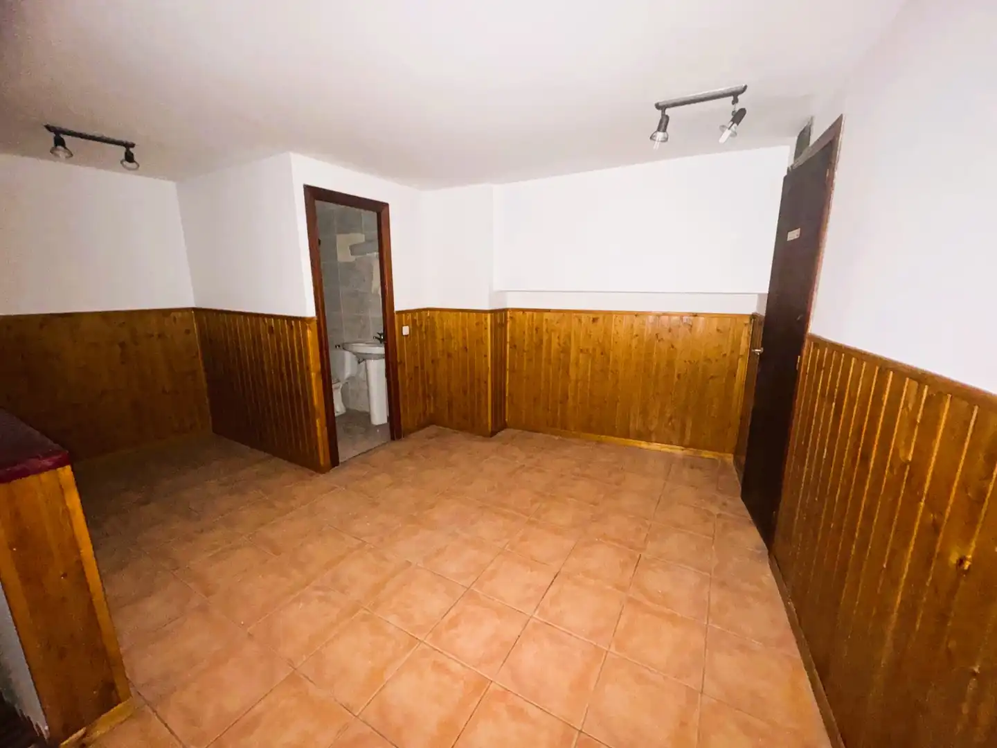 Local commercial à vendre à Carrer de la Ribera d'Ebre, imagen 5