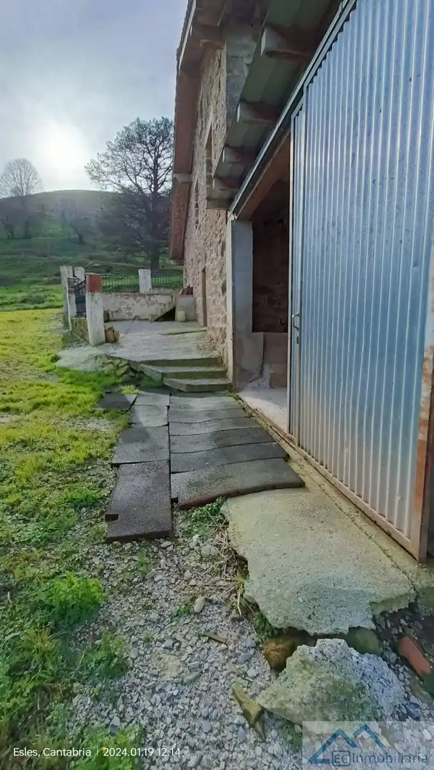 Country homes for sale in Santa María de Cayón