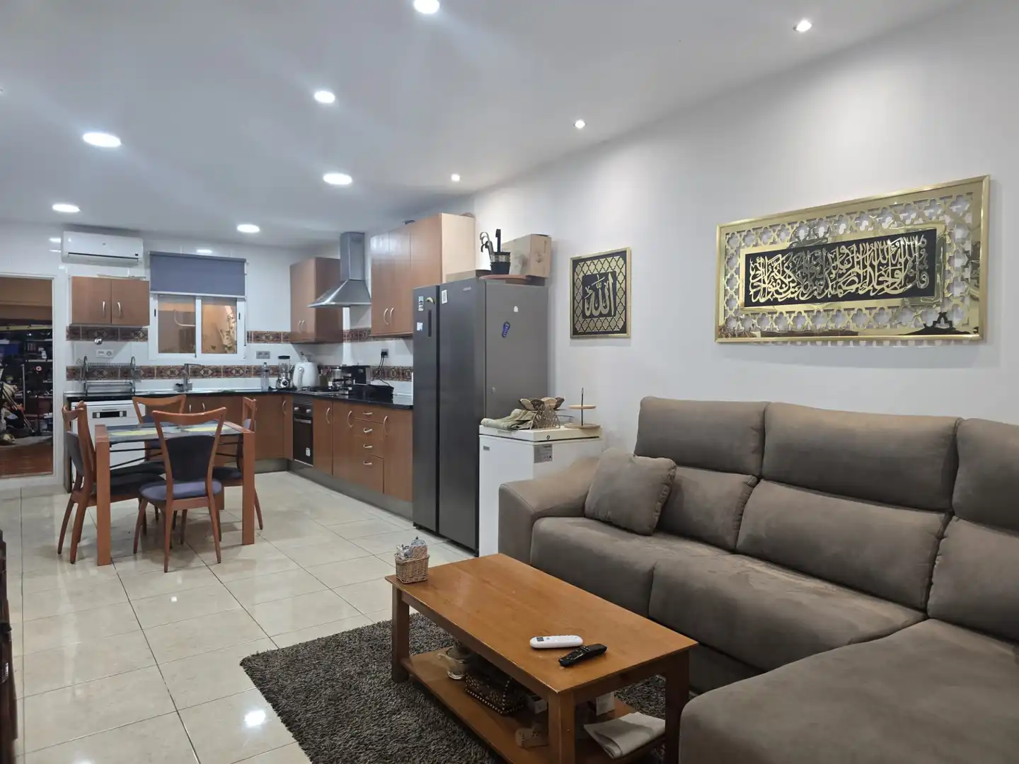 Sala d'estar de Casa adosada en venda en Castellón de la Plana / Castelló de la Plana amb Aire condicionat i Terrassa