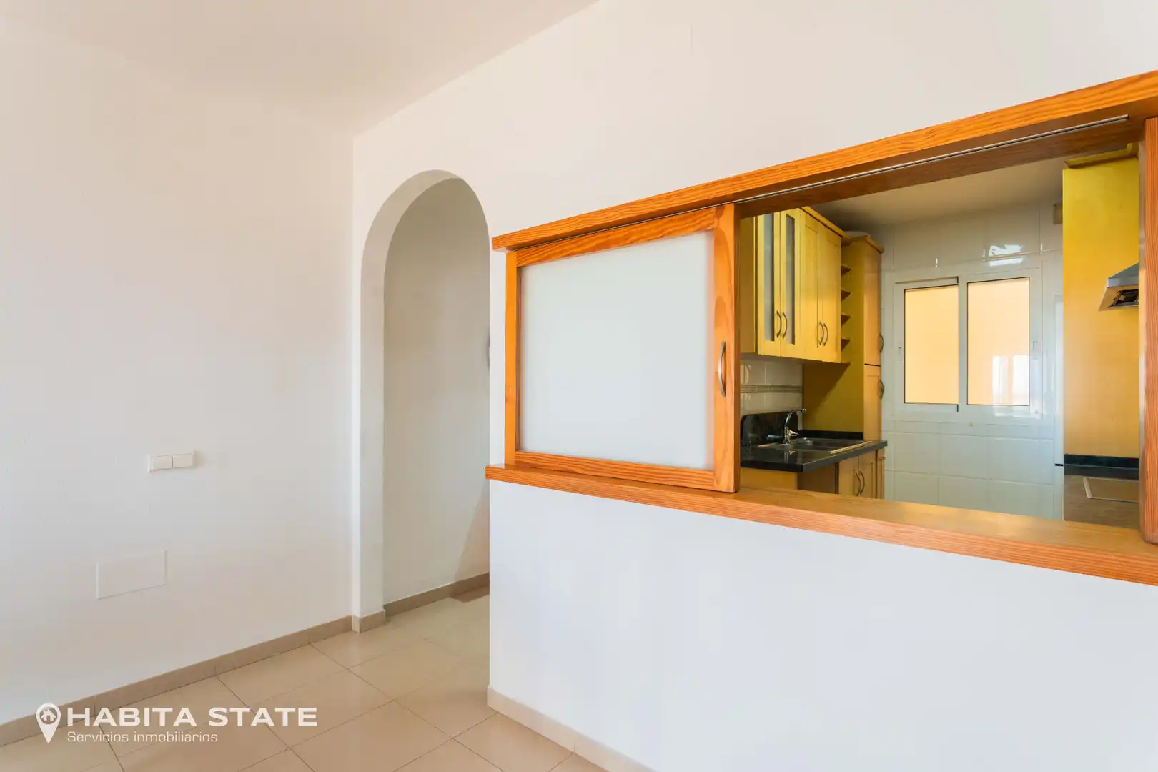 Cocina de Apartamento en venta en El Ejido con Terraza, Amueblado y Horno
