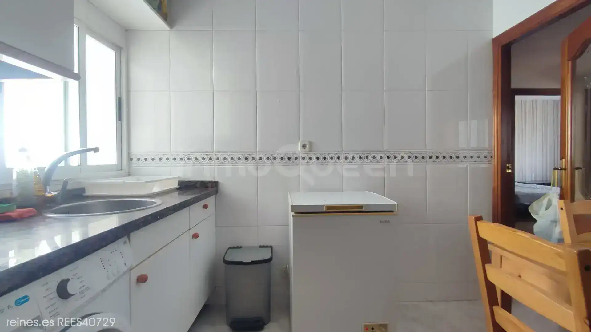 Cuina de Pis de lloguer en Oviedo  amb Calefacció i Moblat