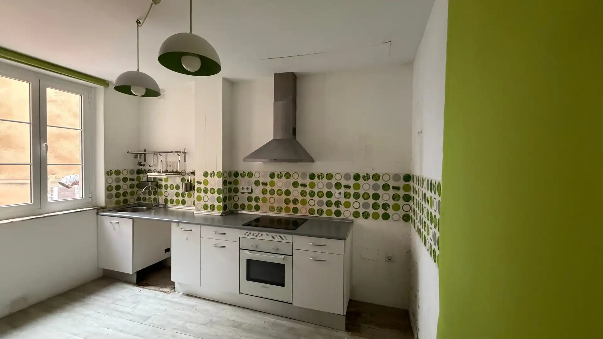 Cocina de Piso de alquiler en Gijón  con Balcón