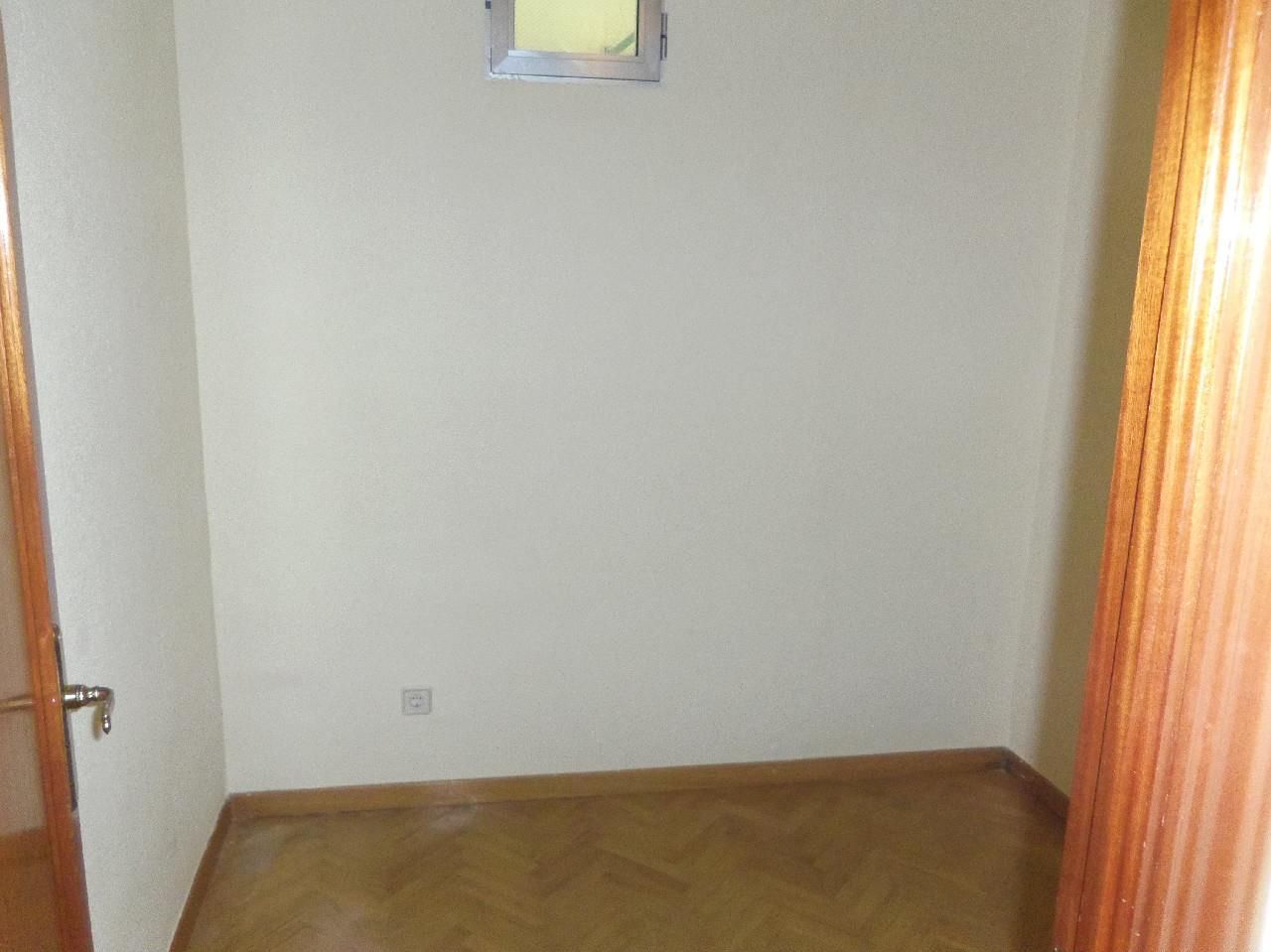 Bedroom of Flat to rent in  Madrid Capital  with Heating, Parquet flooring and Oven