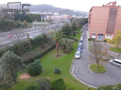 Vista exterior de Pis en venda en Bilbao  amb Calefacció i Terrassa