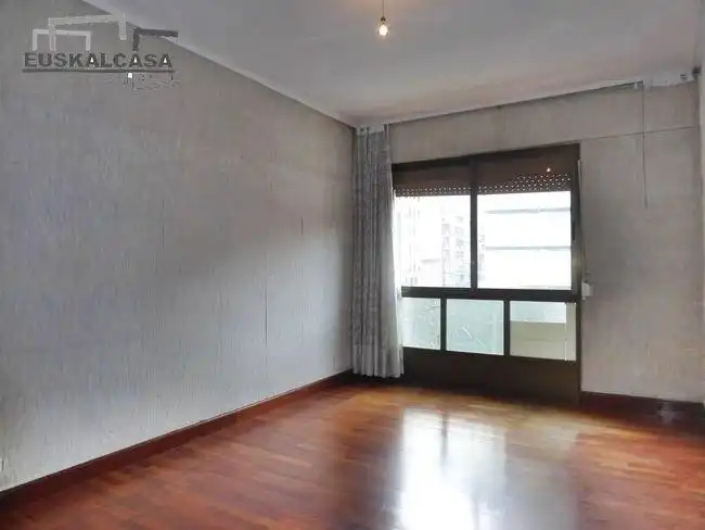 Habitación de Piso en venta en Bilbao  con Terraza
