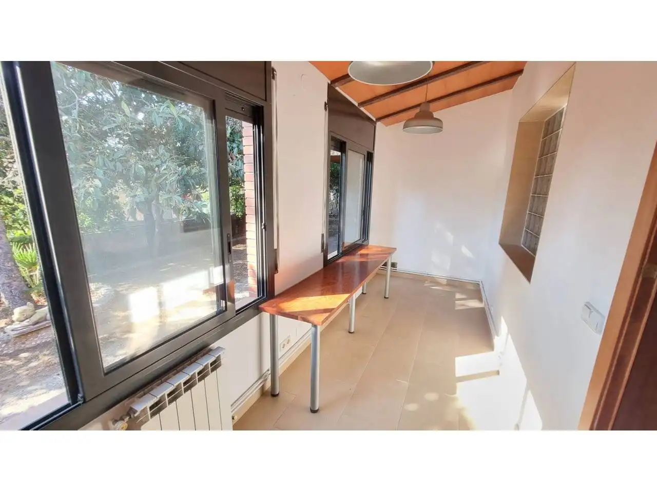 Houses for sale in Calle Lleida, Vallromanes