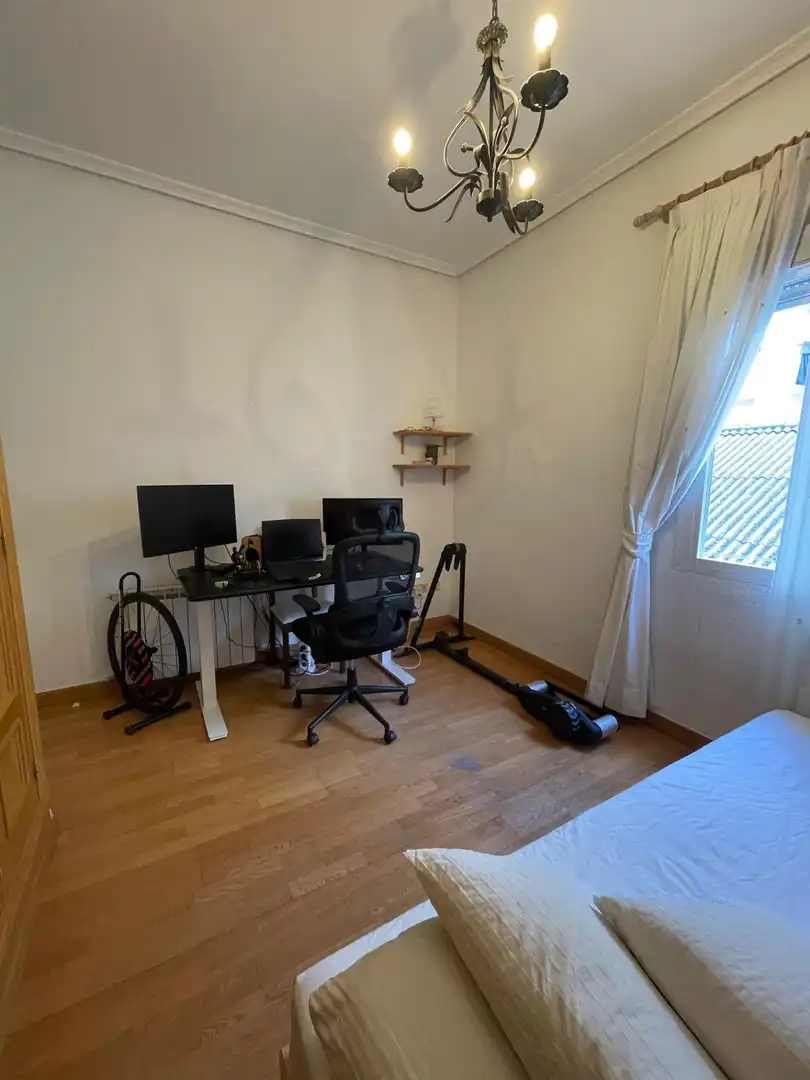 Flat for rent in Madrid  with Heating