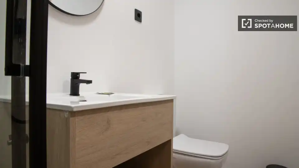 Habitació a Madrid, Madrid