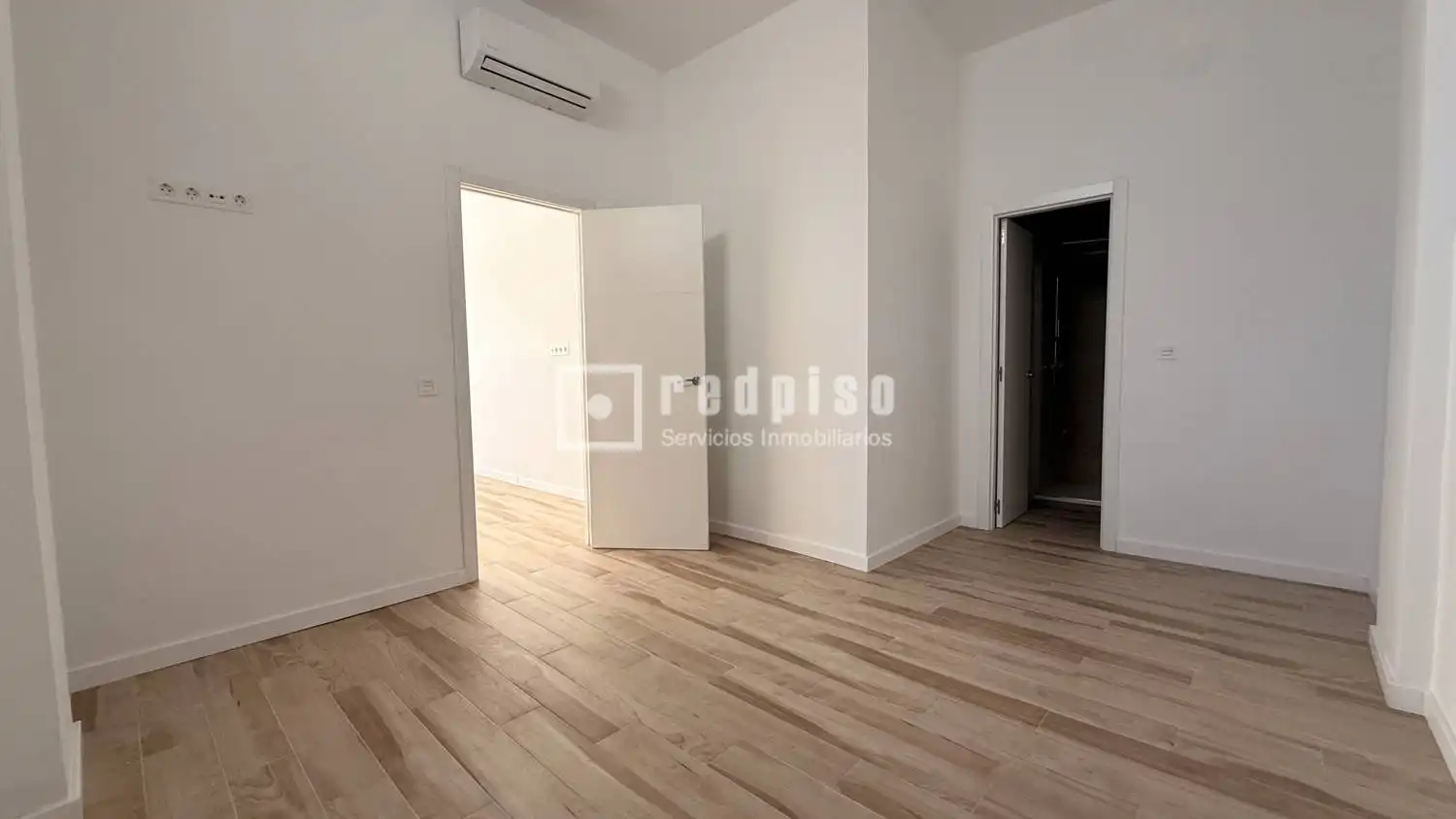 Dormitori de Apartament en venda en Málaga amb Aire condicionat, Calefacció i Terrassa
