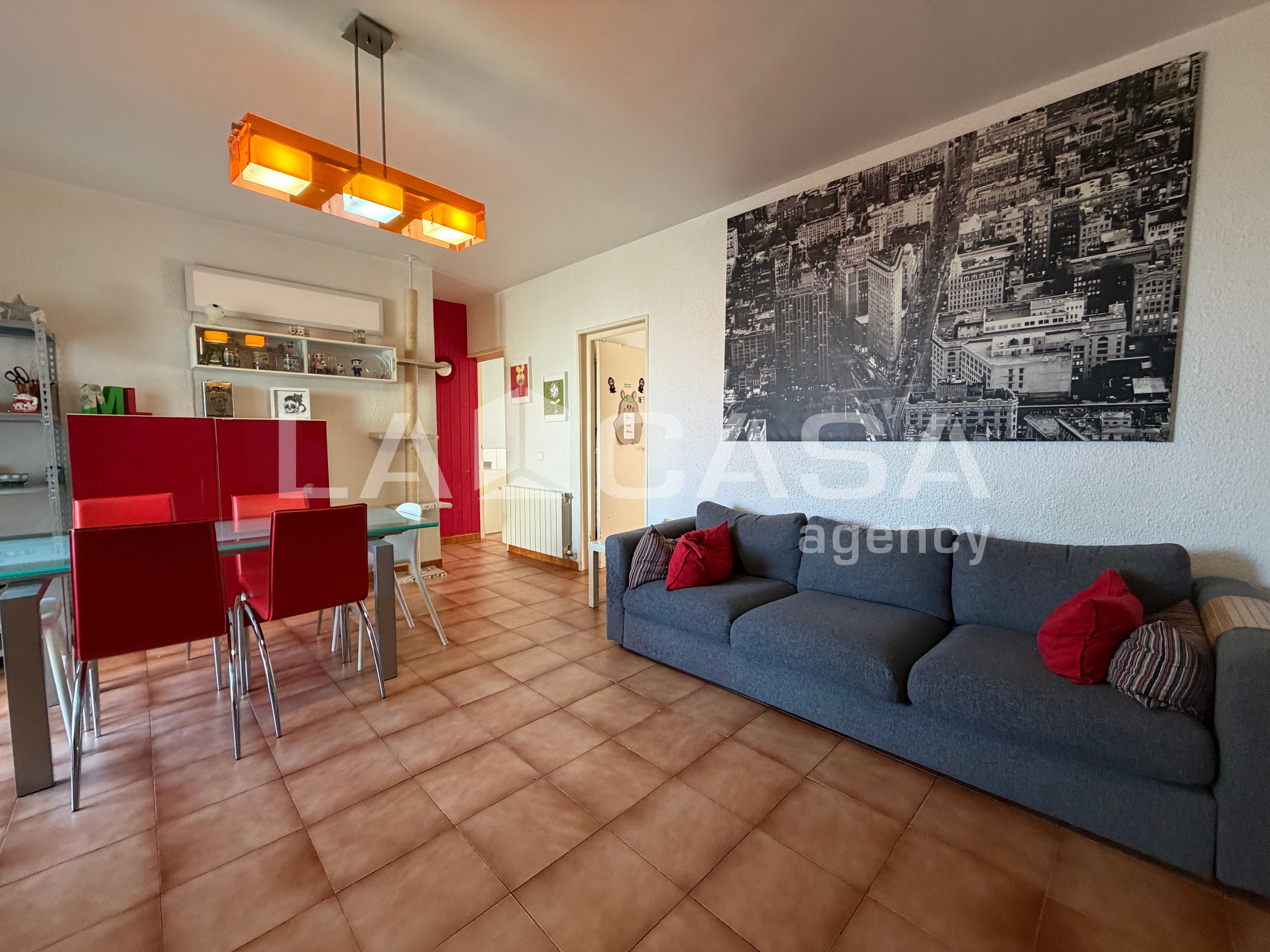 Living room of Flat for sale in Badalona  with Air Conditioner, Heating and Balcony