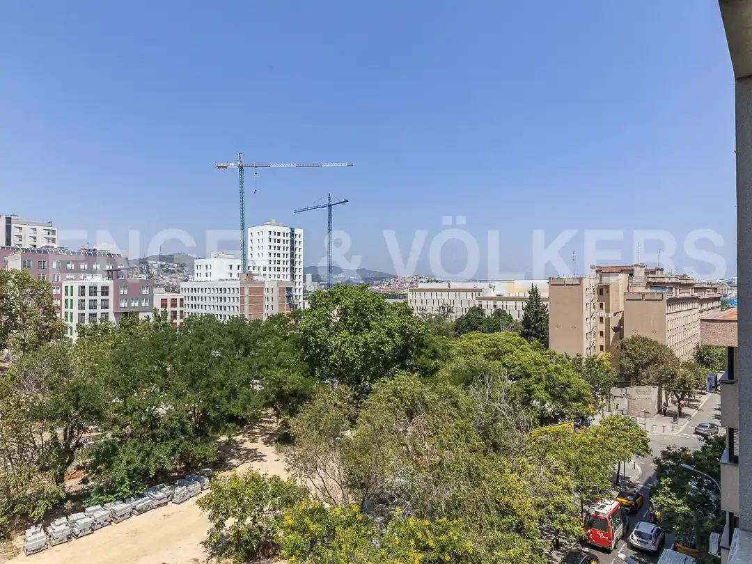 Außenansicht von Büro zur Miete in Barcelona mit Terrasse