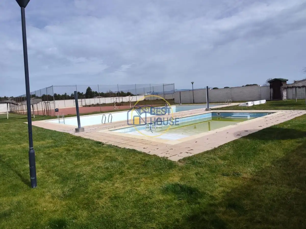 Casa pareada con piscina en venta en Villaquilambre, imagen 59