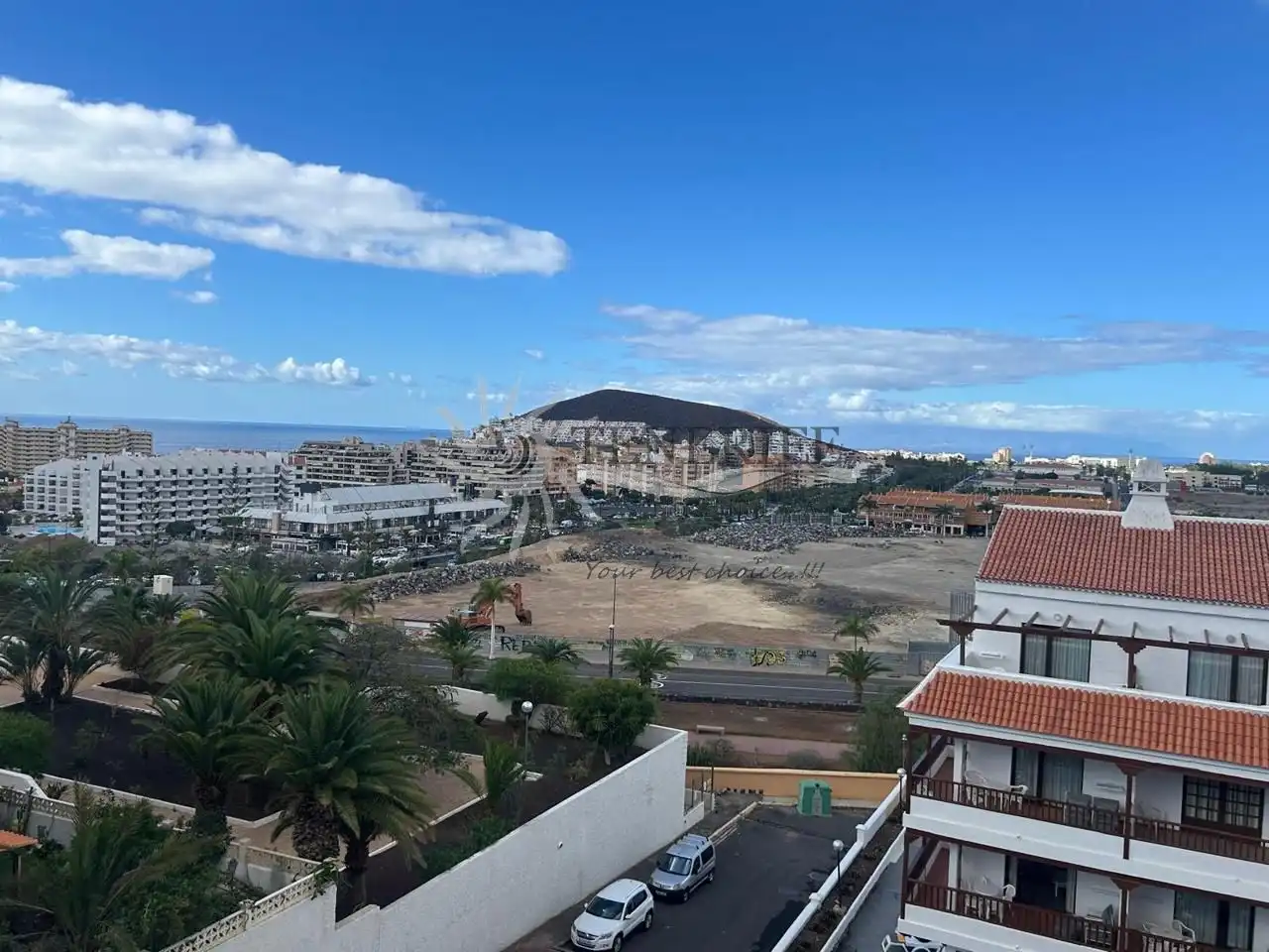 Vista exterior de Piso en venta en Arona con Aire acondicionado, Terraza y Amueblado