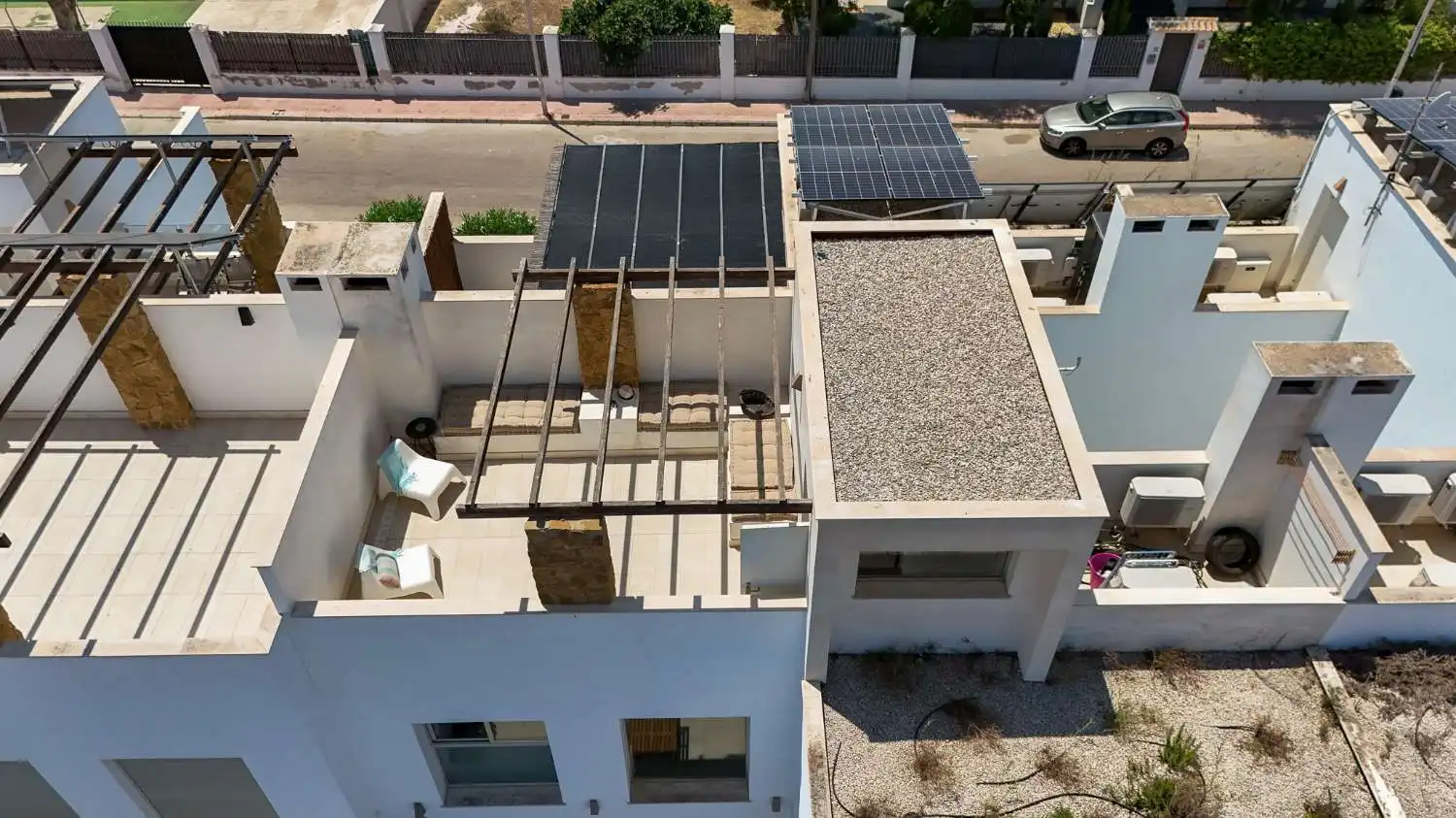 Vista exterior de Casa adosada en venda en Torrevieja amb Aire condicionat, Calefacció i Terrassa