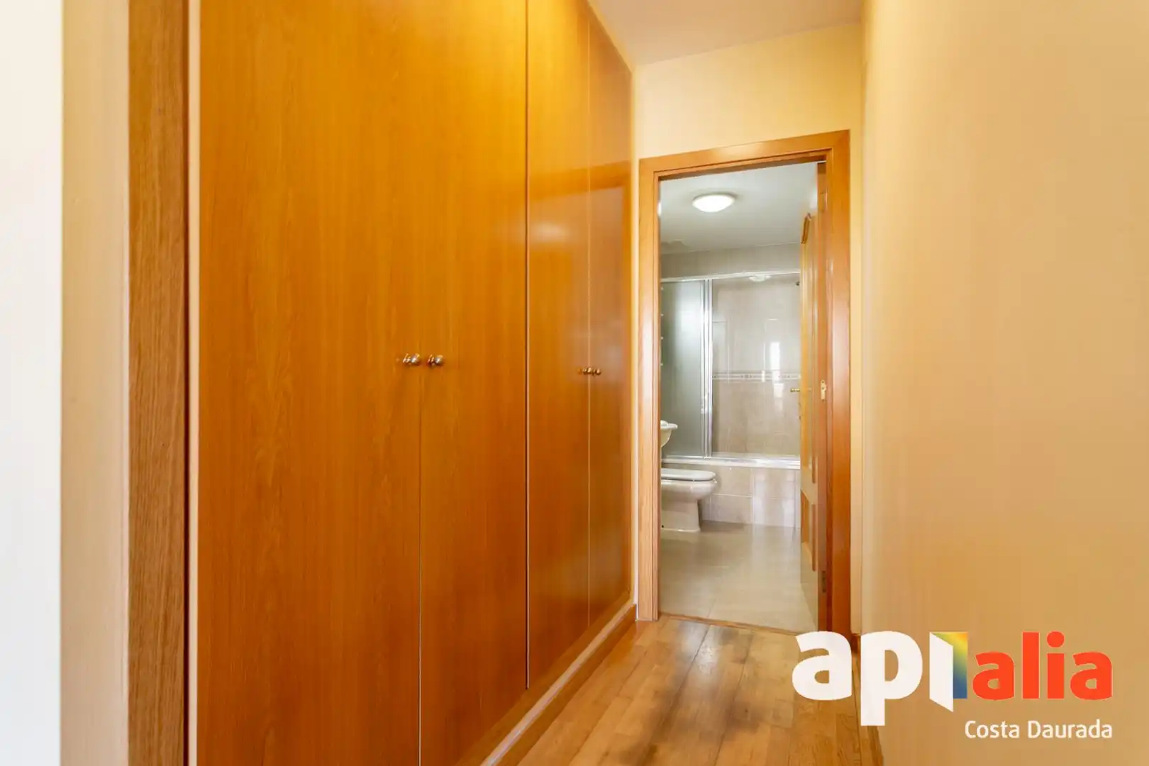 Habitación de Casa adosada en venta en Cambrils con Calefacción, Jardín privado y Terraza