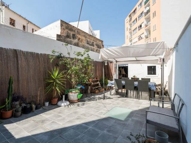 Piso en Venta en Calle Francesc Pi I Margall en Pere Garau