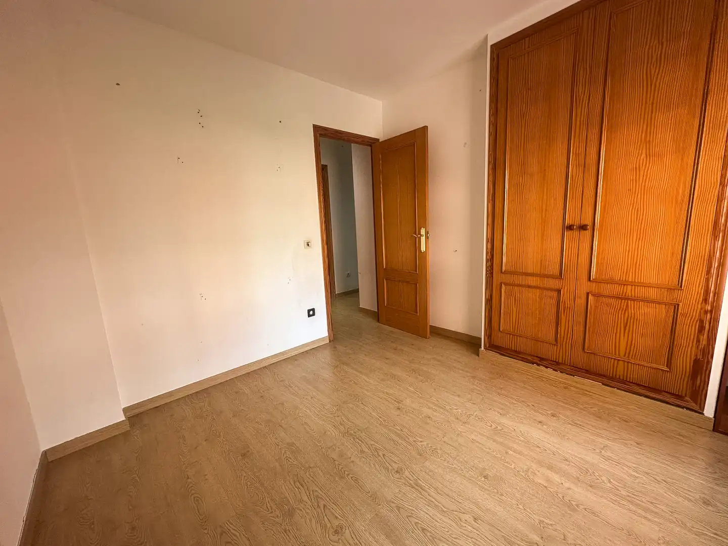 Schlafzimmer von Wohnung zum Verkauf in Castellón de la Plana / Castelló de la Plana mit Klimaanlage, Abstellraum und Balkon