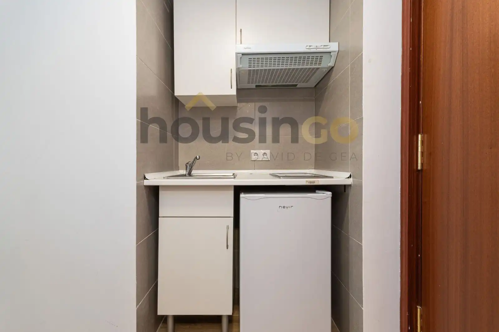 Cocina de Estudio de alquiler en Madrid con Aire acondicionado, Calefacción y Parquet