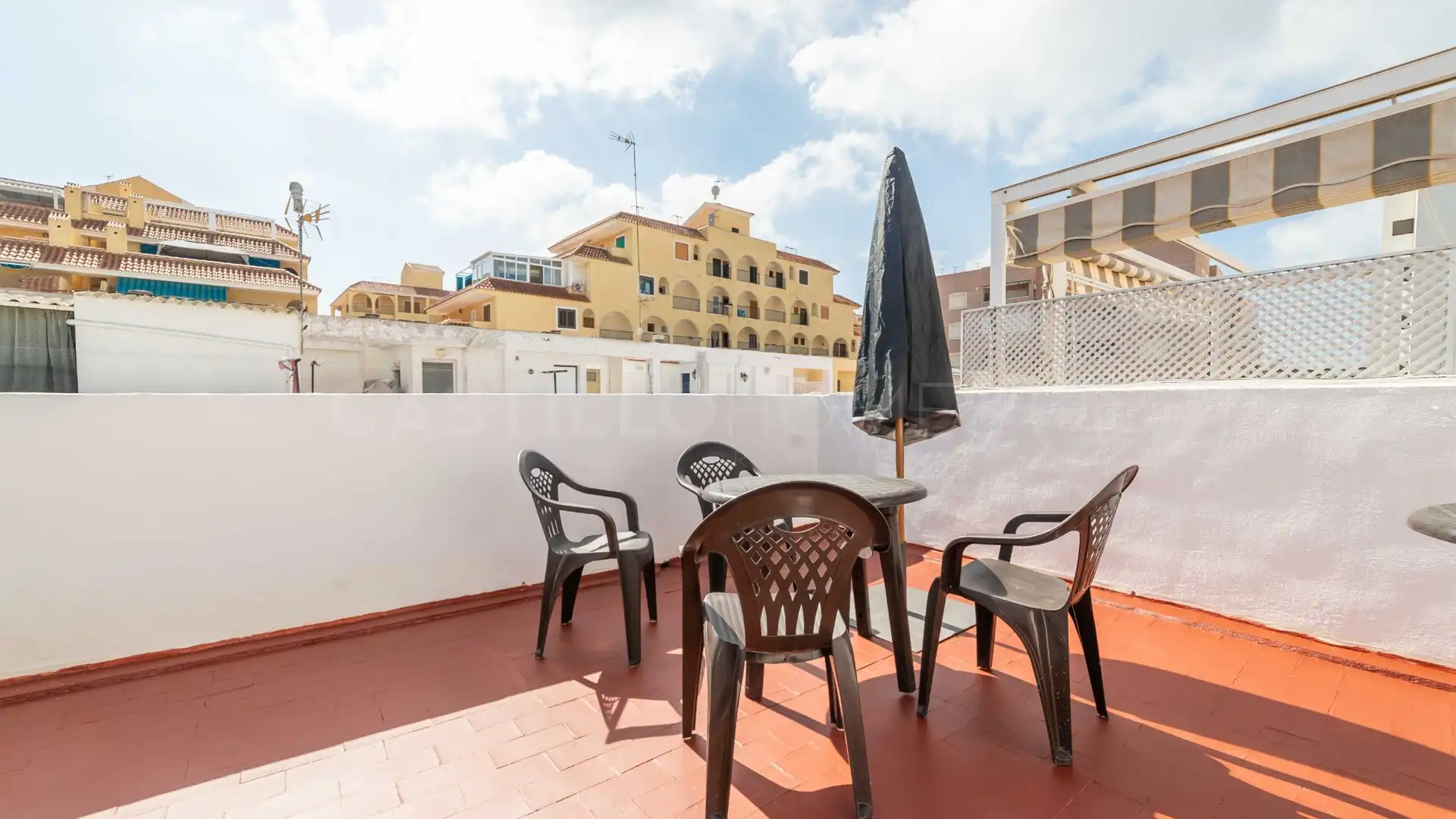 Terrace of Detached homes for sale in Torrevieja  with Terrace, Furnished and Oven