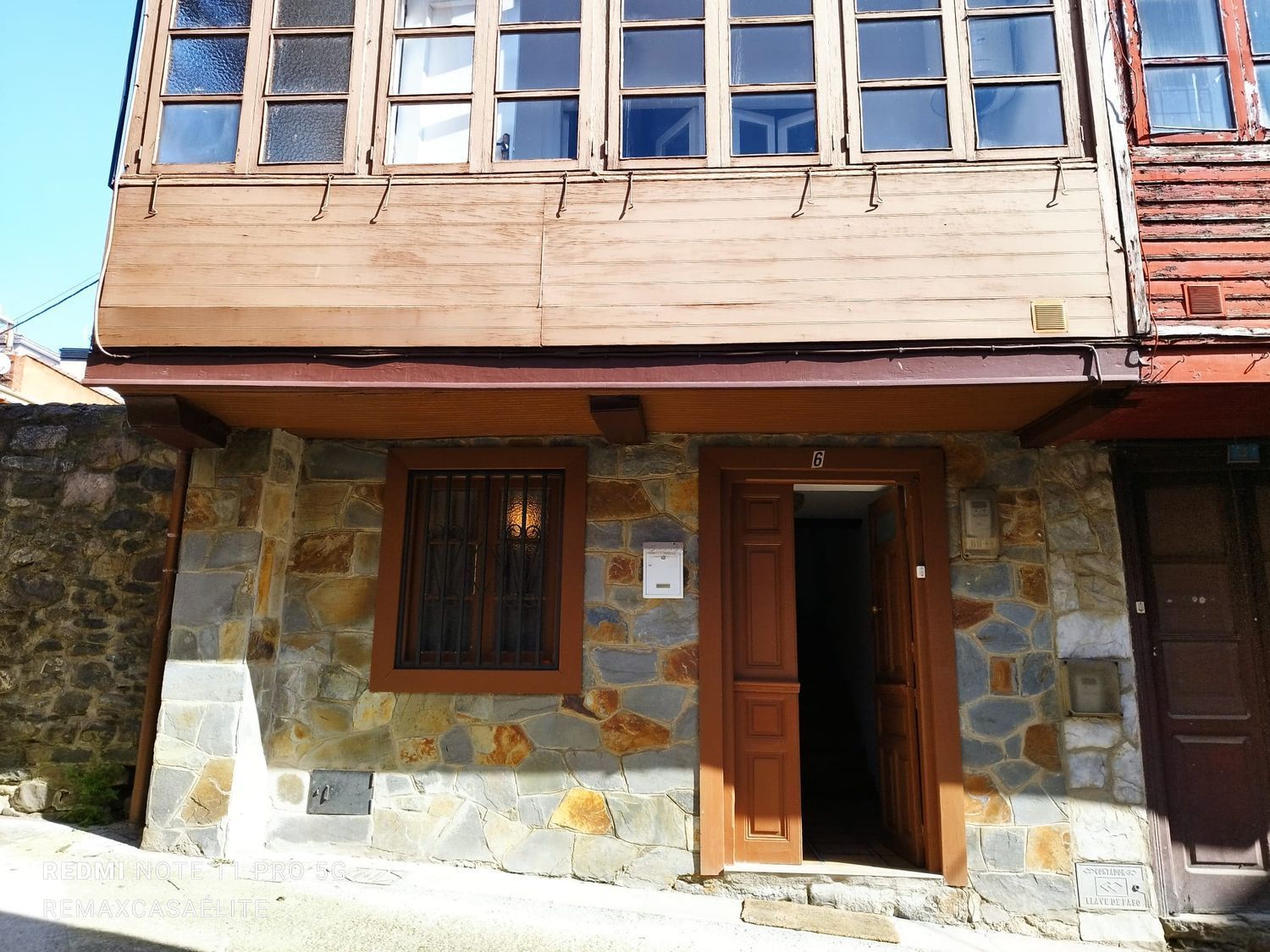 House or chalet for sale in Lena