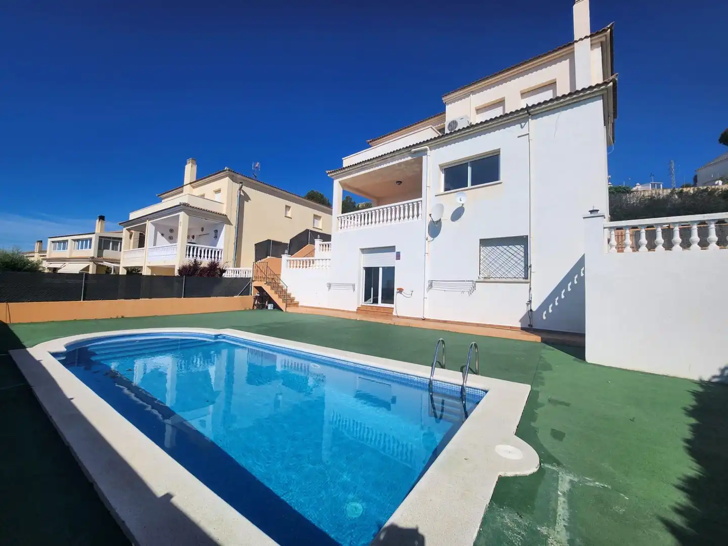 Chalet con terraza en venta en Els Masos - Els Garrofers, imagen 7