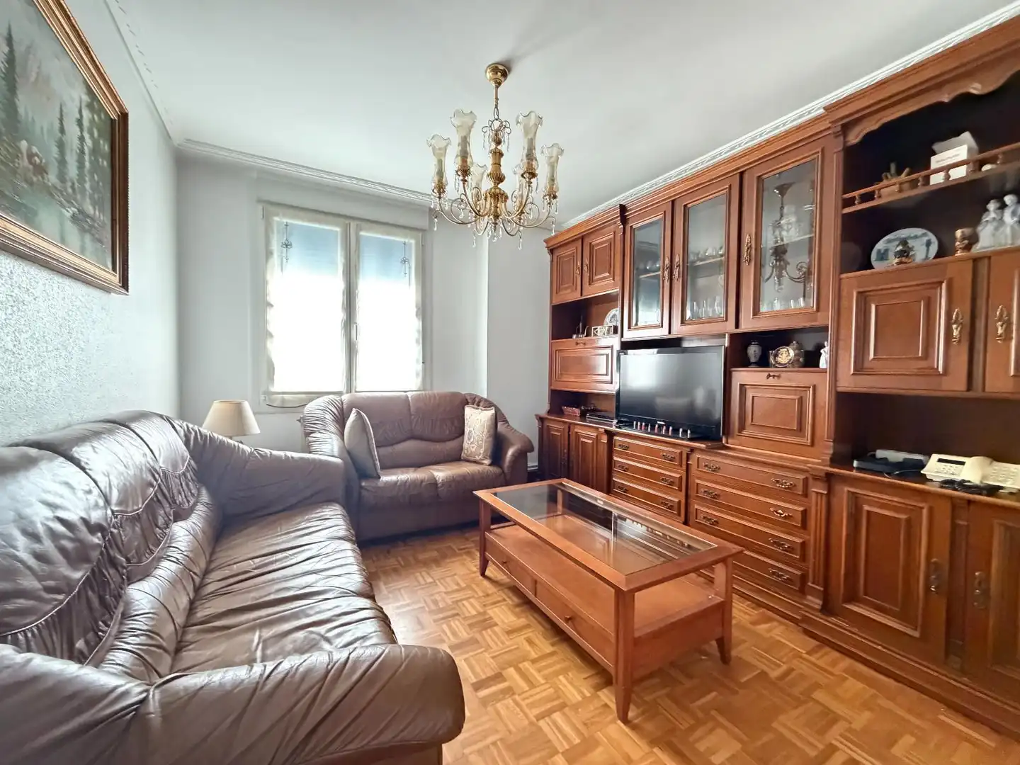 Sala d'estar de Pis en venda en Lasarte-Oria amb Calefacció, Parquet i Terrassa