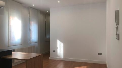 Foto 2 de Apartamento de alquiler en Calle de Jerónima Llorente, Bellas Vistas,  Madrid Capital