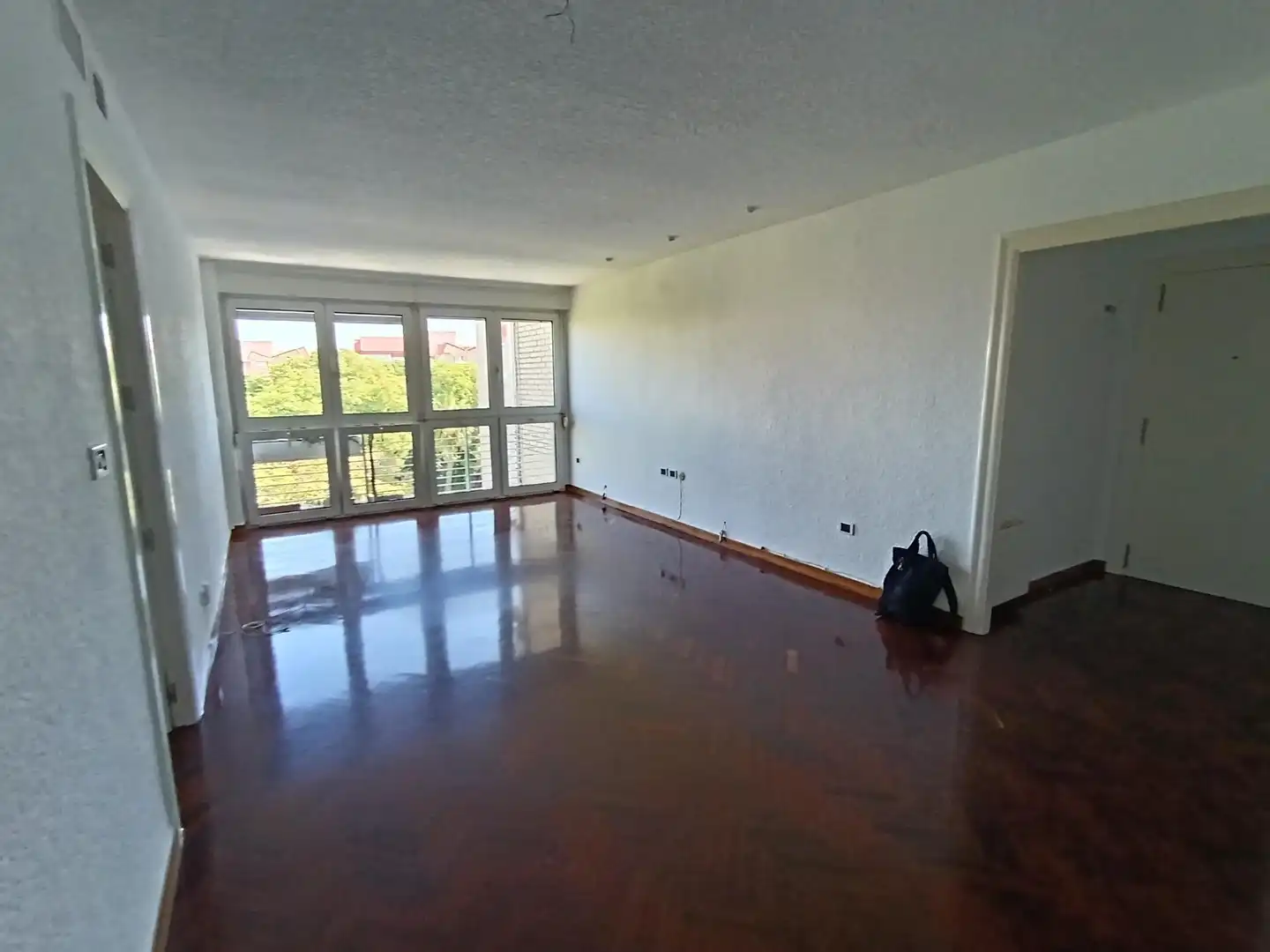 Piso de alquiler en Infante Juan Manuel
