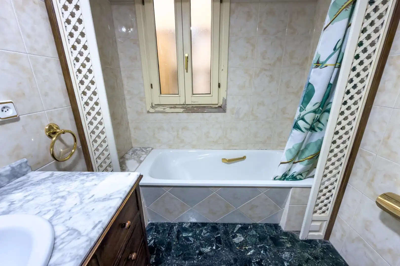 Baño de Piso en venta en Bigastro con Aire acondicionado, Calefacción y Terraza