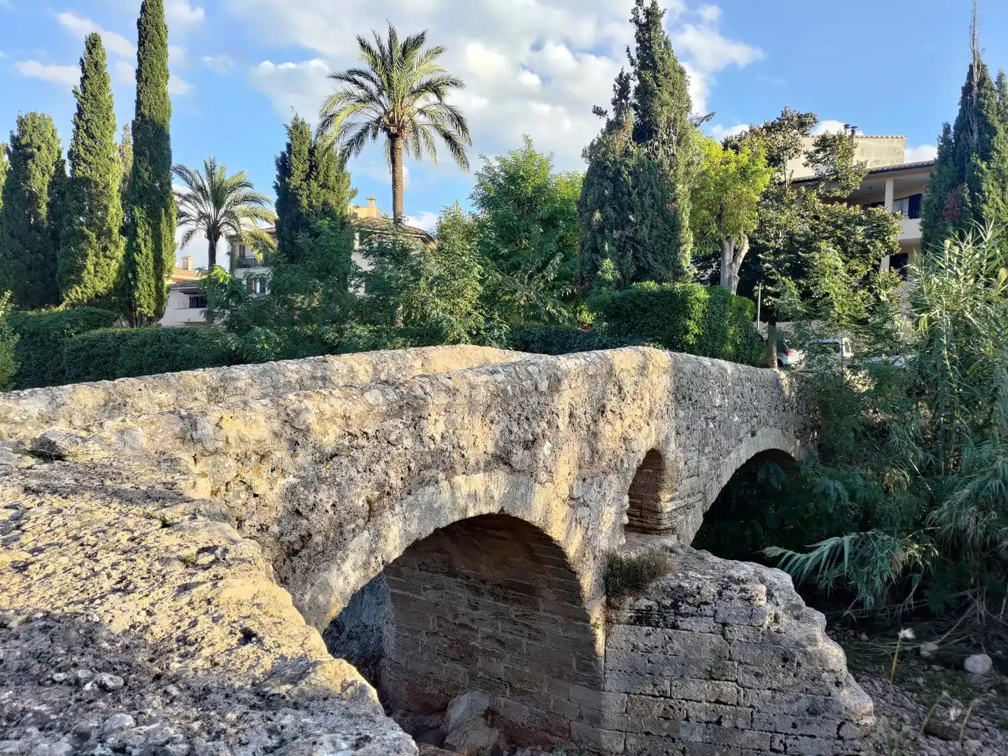 Außenansicht von Einfamilien-Reihenhaus zum Verkauf in Pollença mit Klimaanlage, Heizung und Terrasse