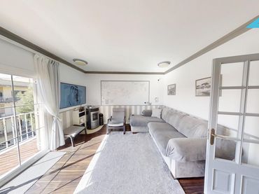 Appartement compact avec balcon à vendre à Calle AMURA
