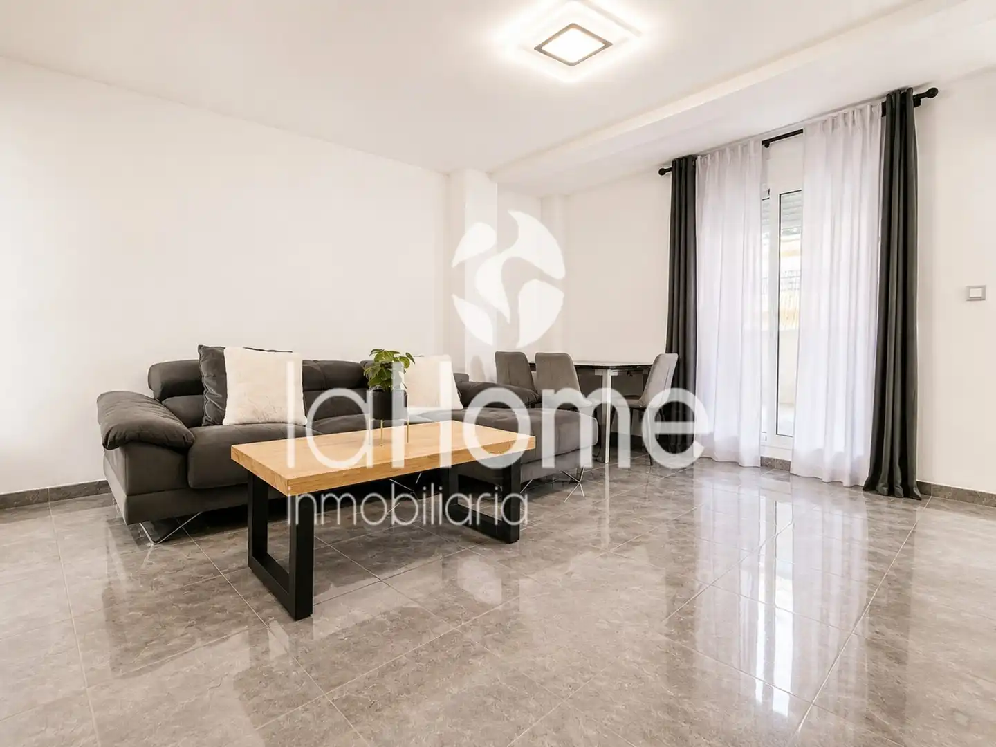 Exterior view of Flat for sale in Llíria  with Terrace, Furnished and Oven
