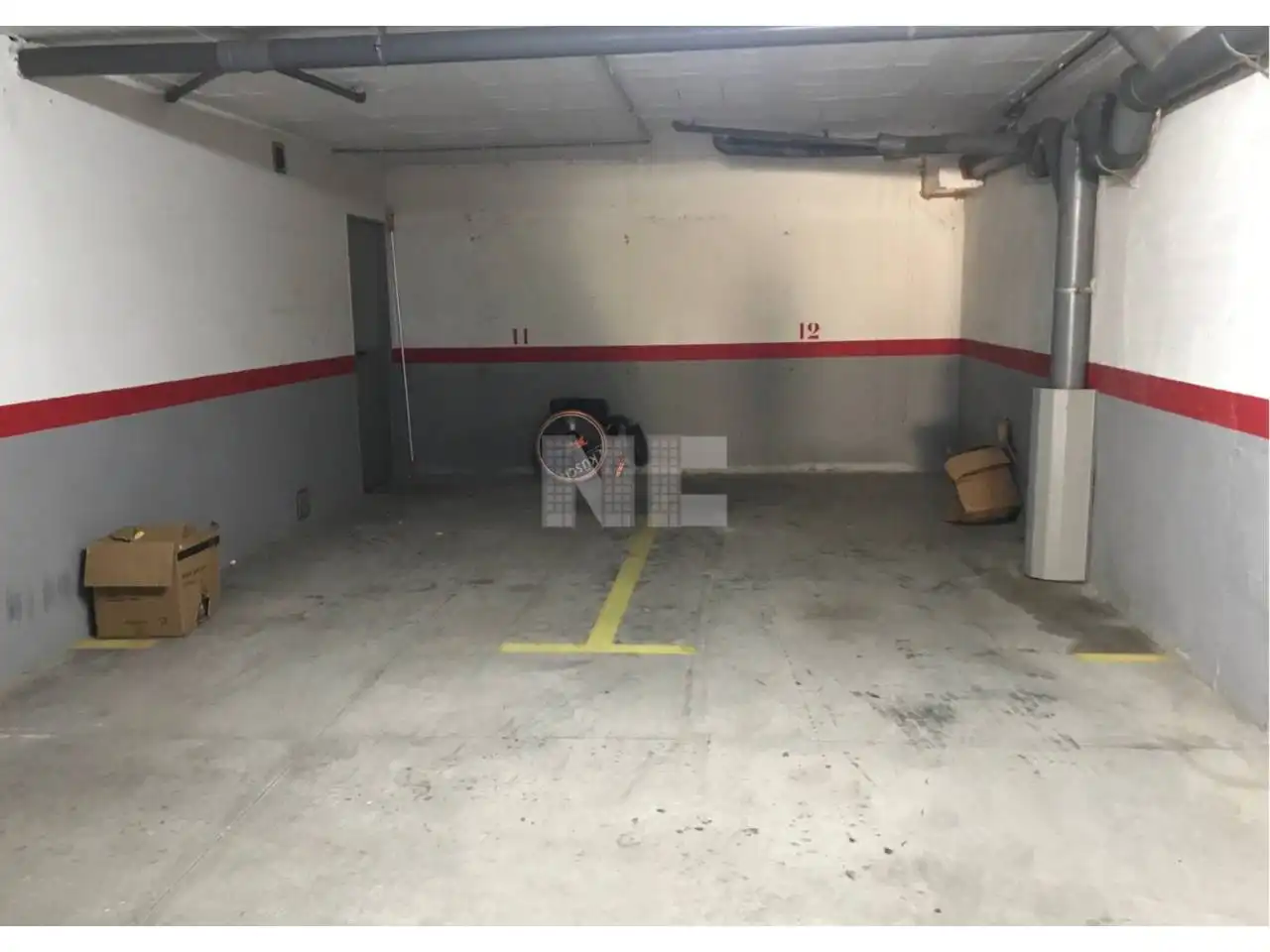 Parkplatz von Garage zur Miete in Vallromanes