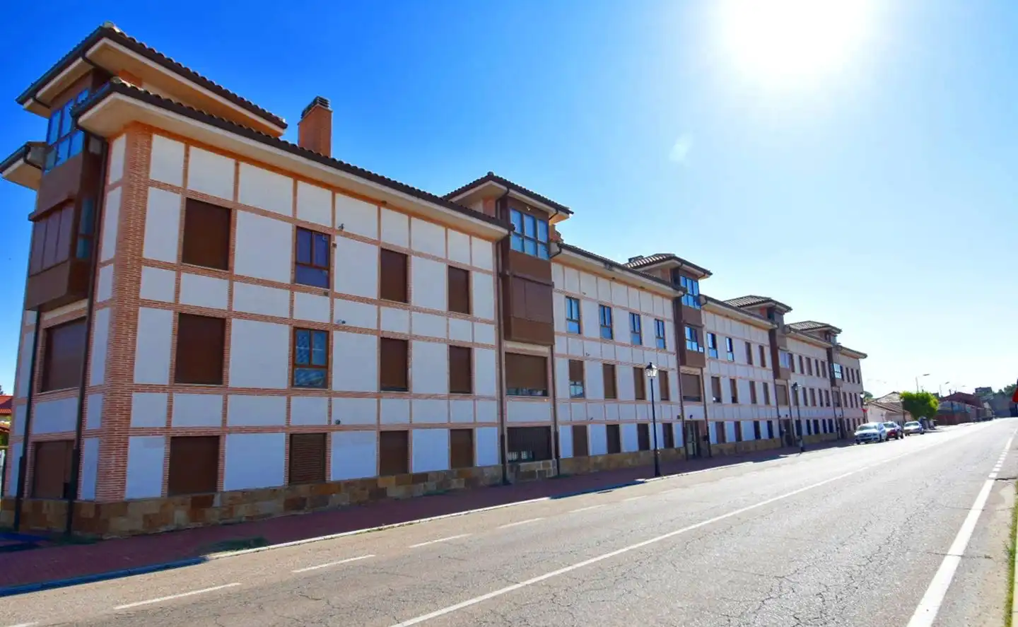 Vista exterior de Planta baixa en venda en Olmedo amb Calefacció i Traster