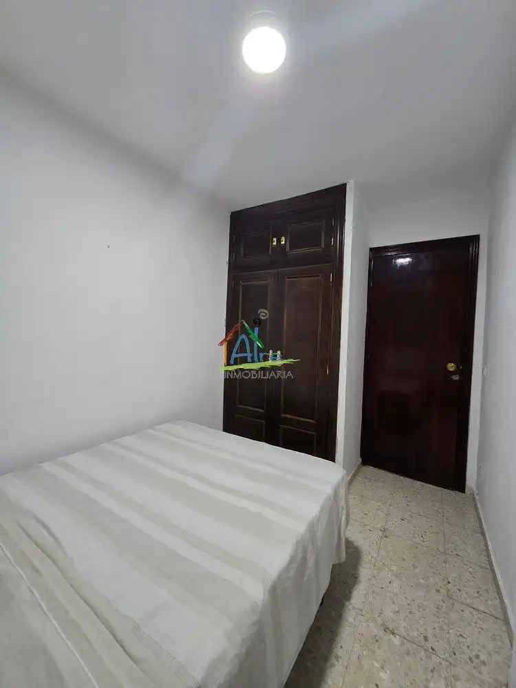 Schlafzimmer von Wohnungen zum Verkauf in Almonte mit Möbliert und Gemeinschaftspool