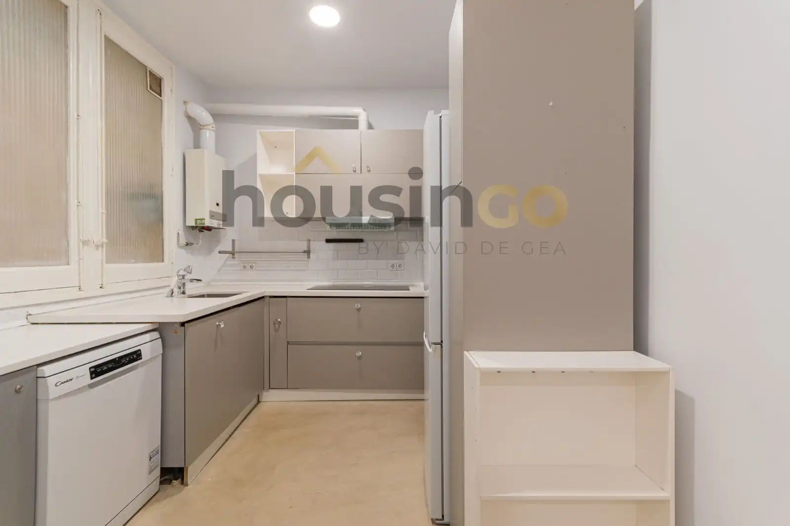 Kitchen of Flat for rent in Madrid  with Heating, Terrace and Oven