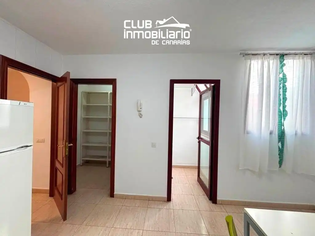 Flat for rent in Avenida EMBAJADOR ALBERTO ARMAS, La Laguna