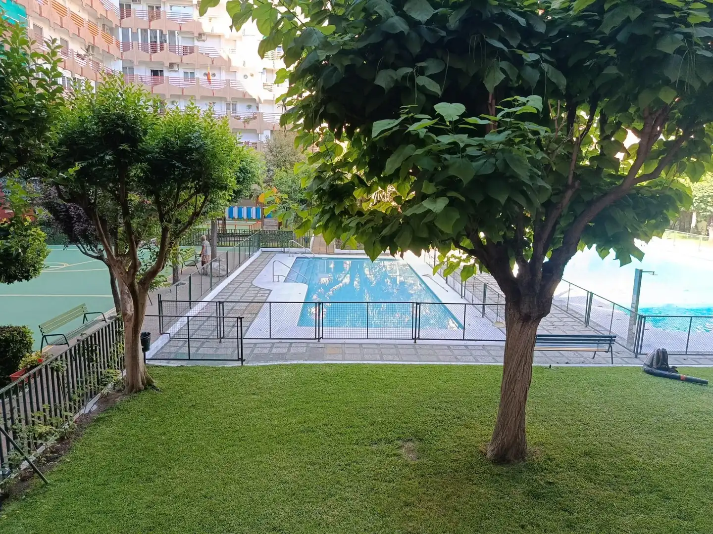 Swimming pool of Flat for rent in Granada  with Air Conditioner, Heating and Private garden