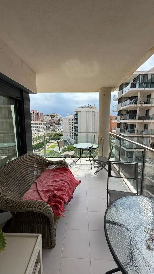 Pis amb piscina en venda a Calle Marinada