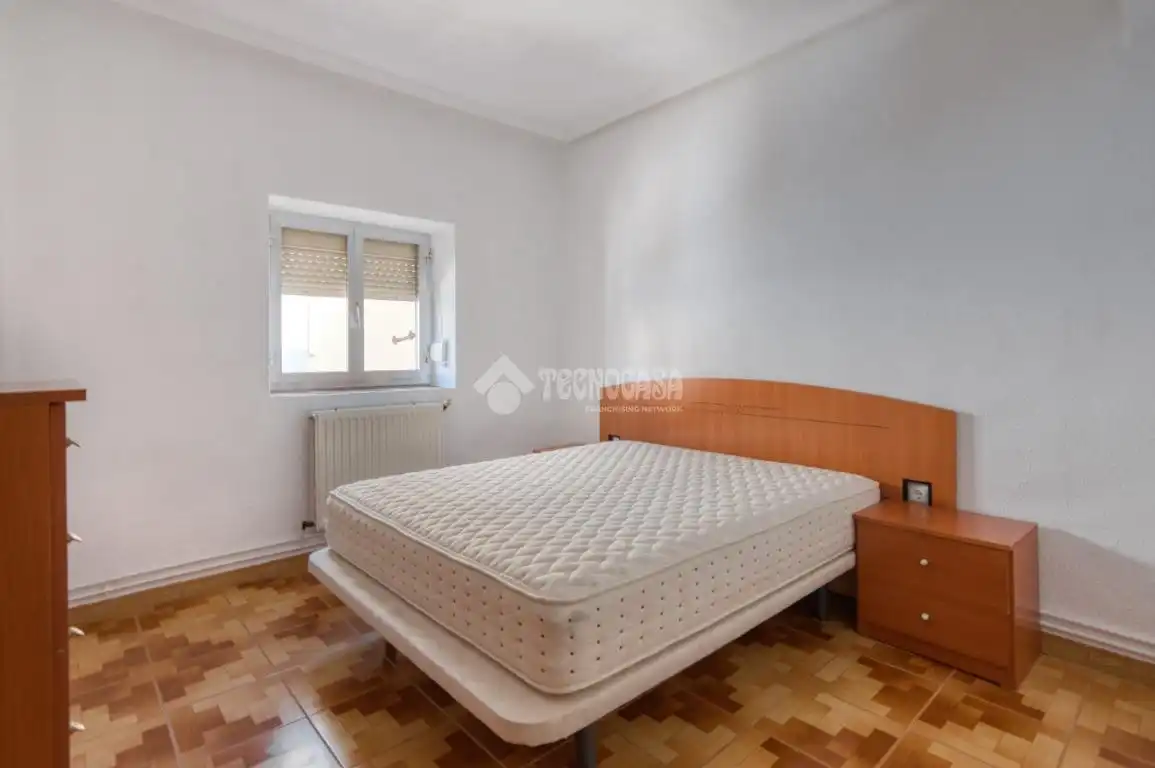 Bedroom of Flat for rent in Salamanca  with Heating