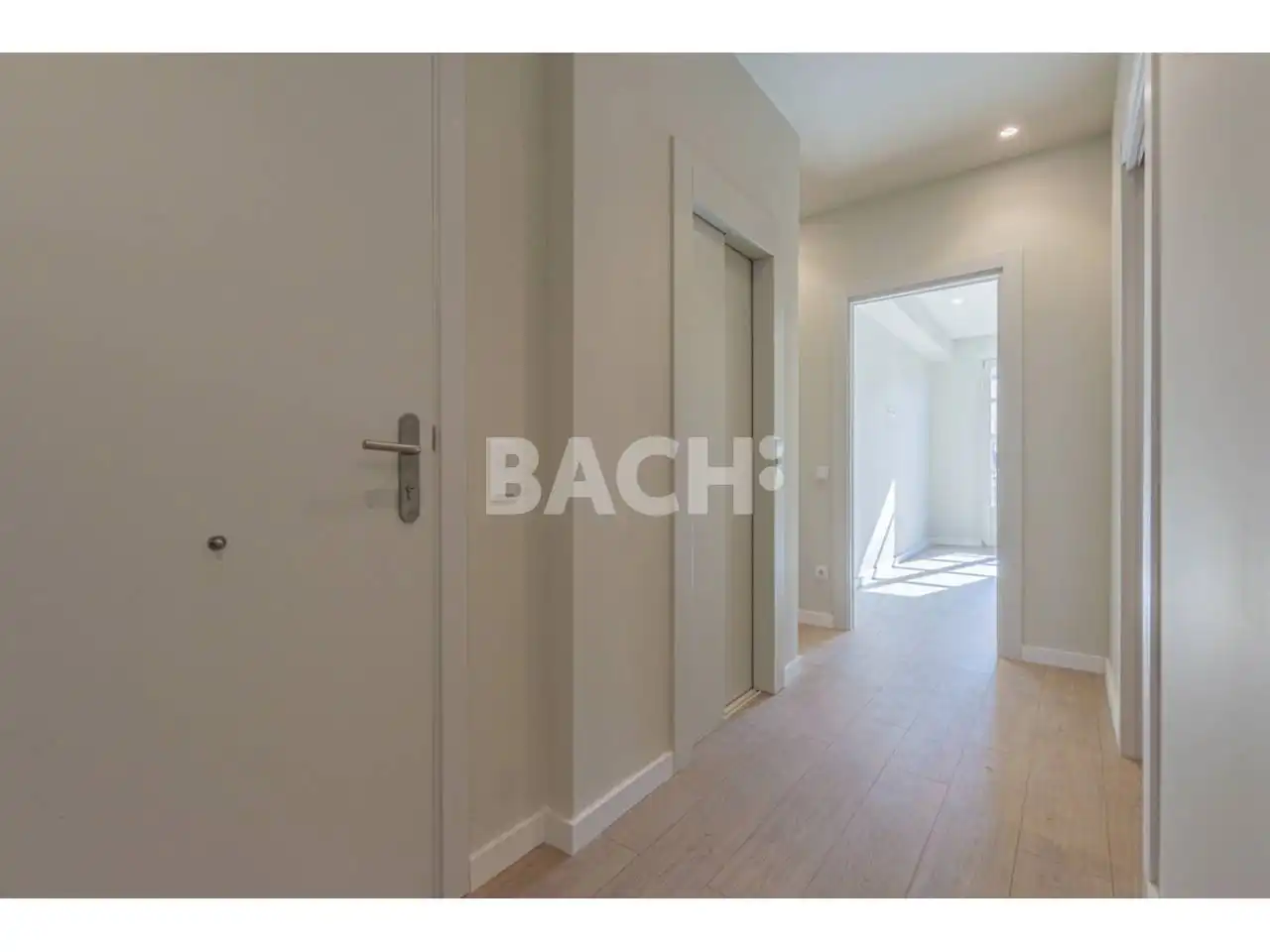 Dúplex en venta en Vic con Calefacción, Parquet y Terraza